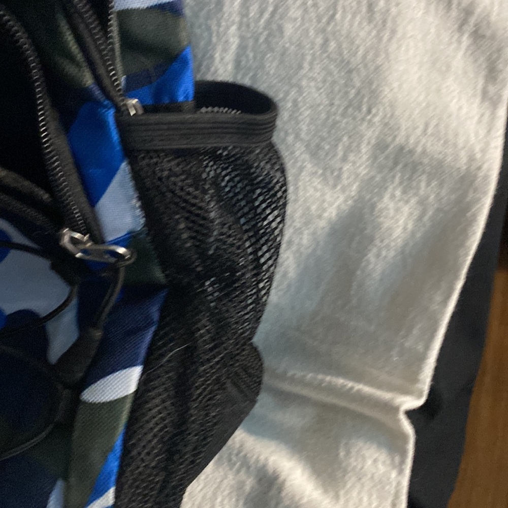 Light weight Backpack - Picture 6 of 10